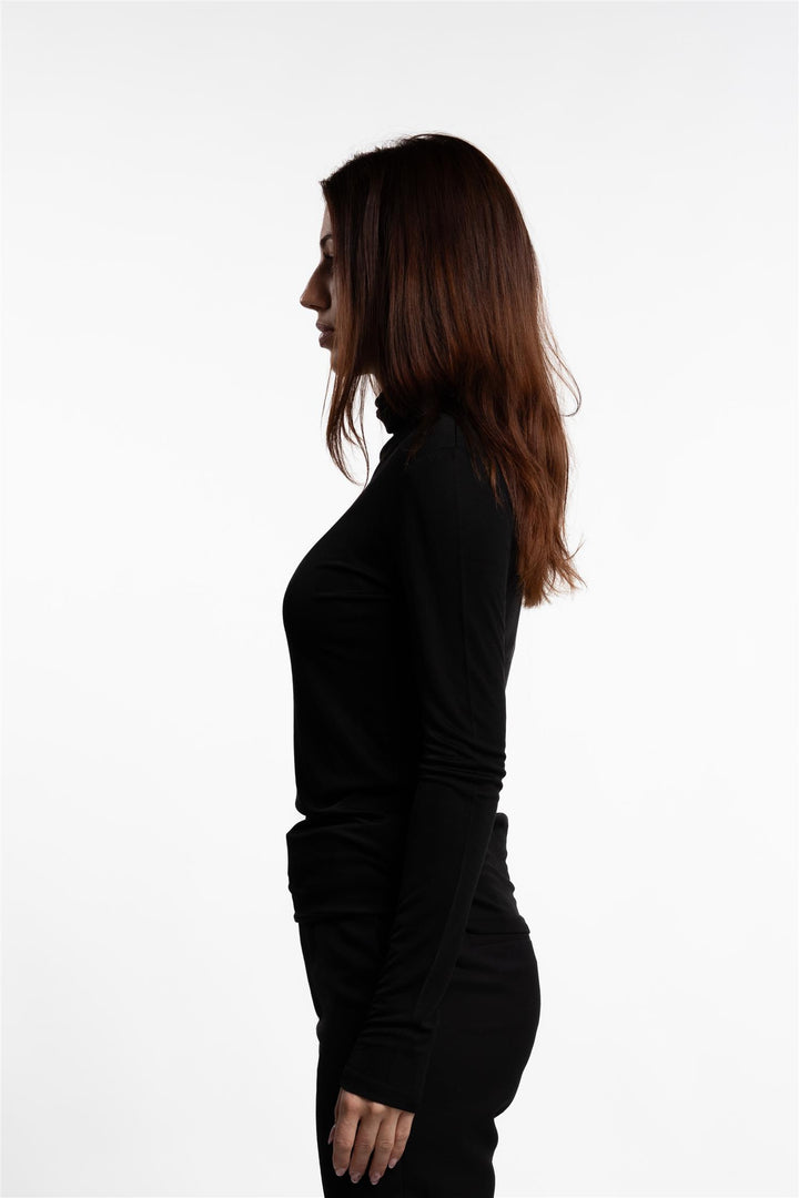 Heart Turtleneck- Black