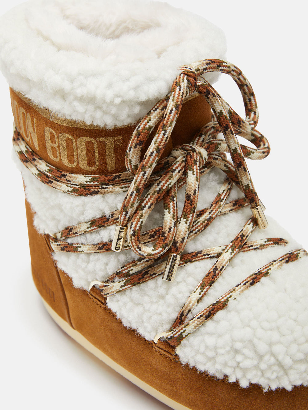 MB Icon Low Shearling Whisky/Off White – lace detail