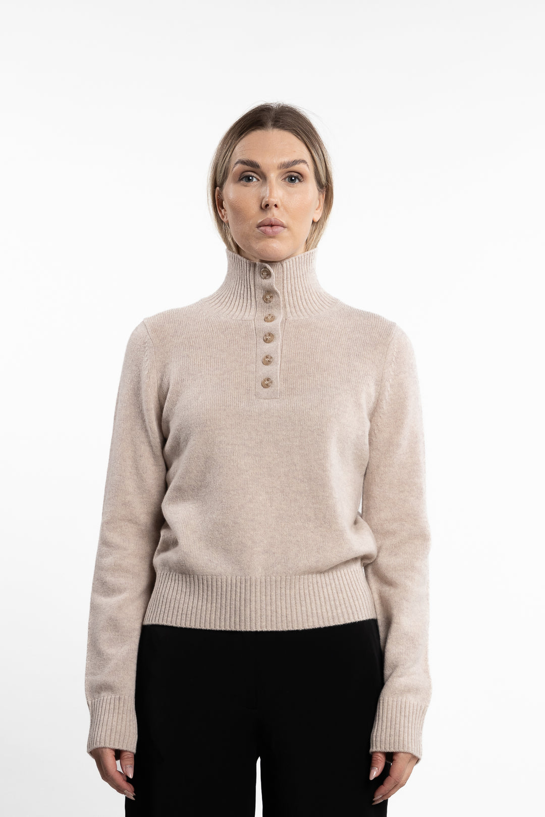 Saelif Turtleneck 15010- String