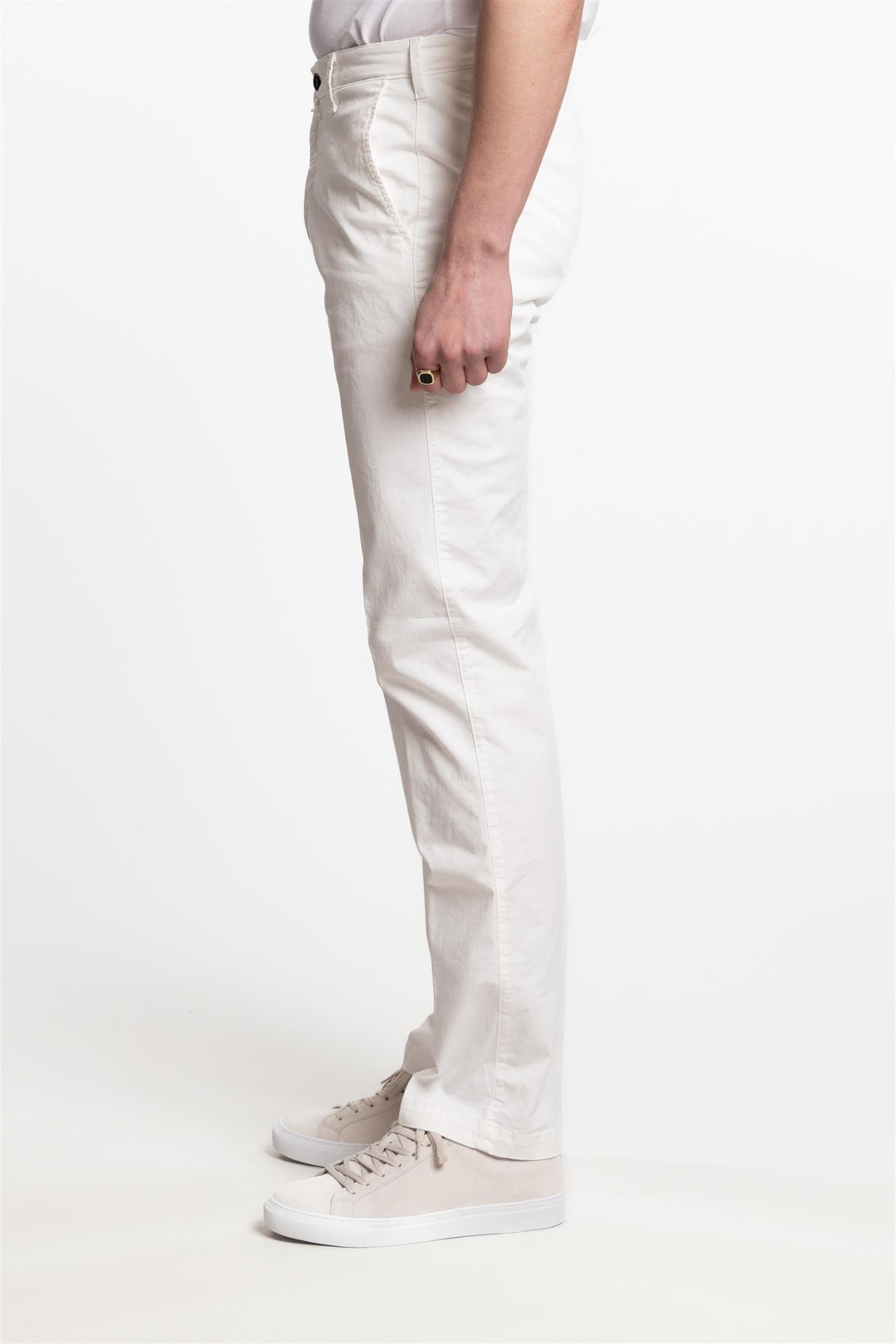 Bari Slim Fit Cotton/Linen Pant White