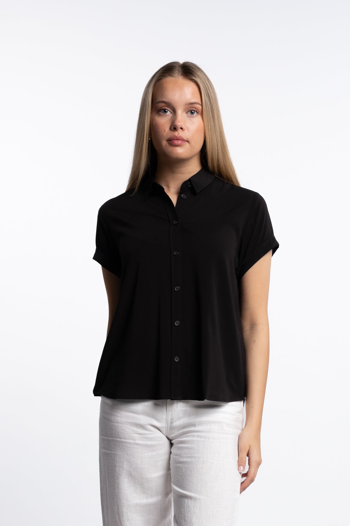 Majan ss shirt 9942- Black