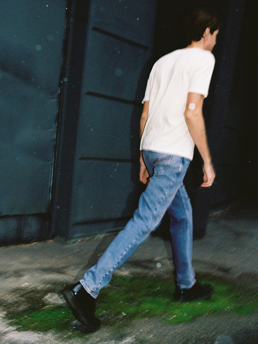 Solid Ollie Slim Fit Jeans Worn Vintage - modellbilde bakfra