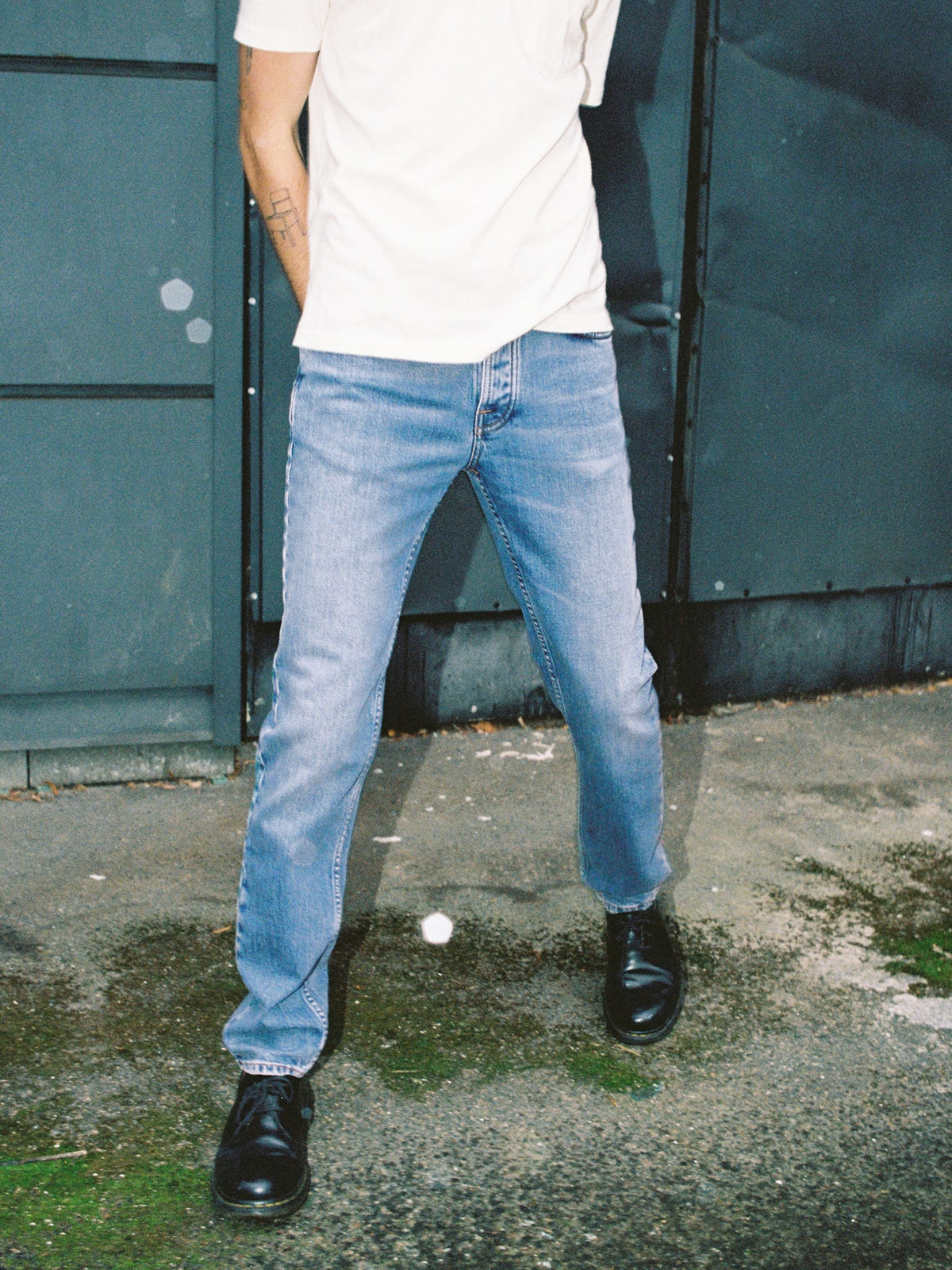 Solid Ollie Slim Fit Jeans Worn Vintage - modellbilde