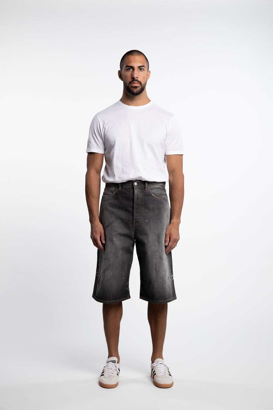 Denim Shorts - Loose Fit Black