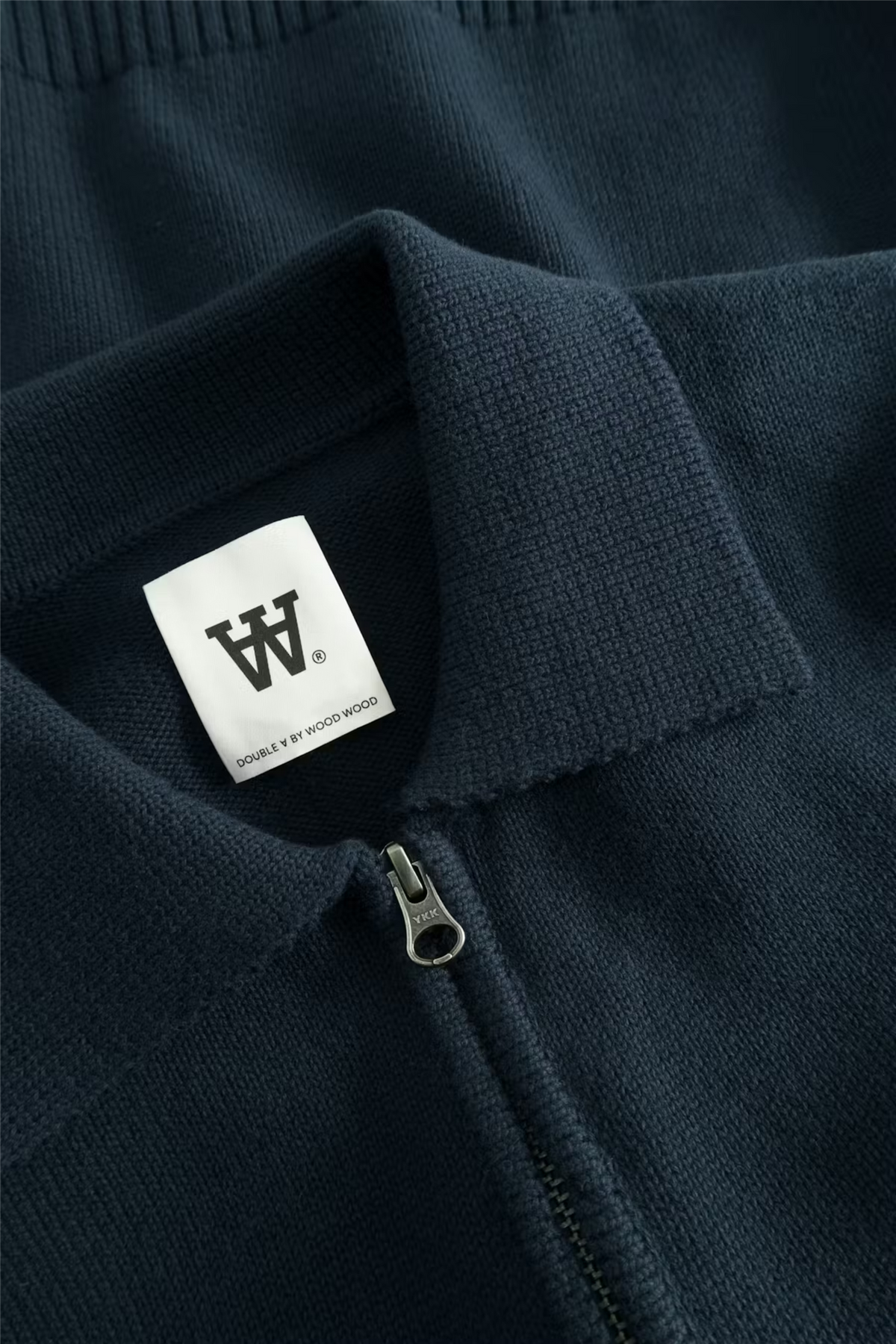Tay Zipper Cardigan Salute