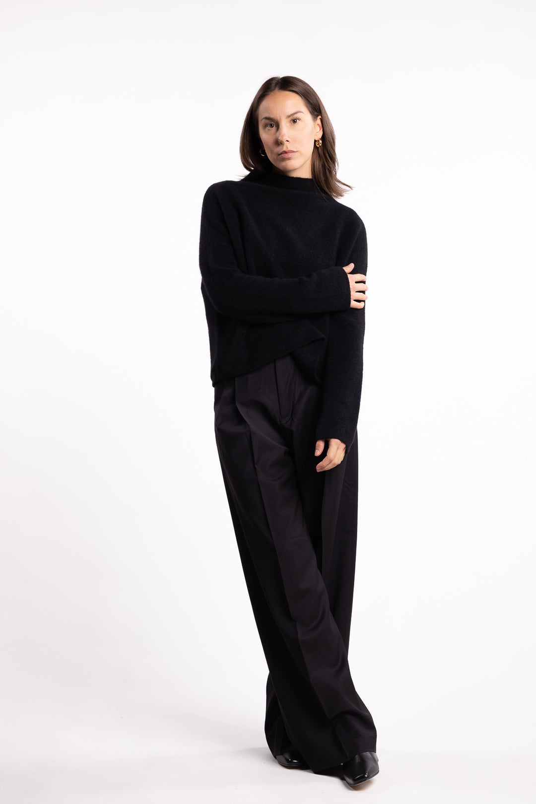 Mika Yak Funnelneck Sweater- Black