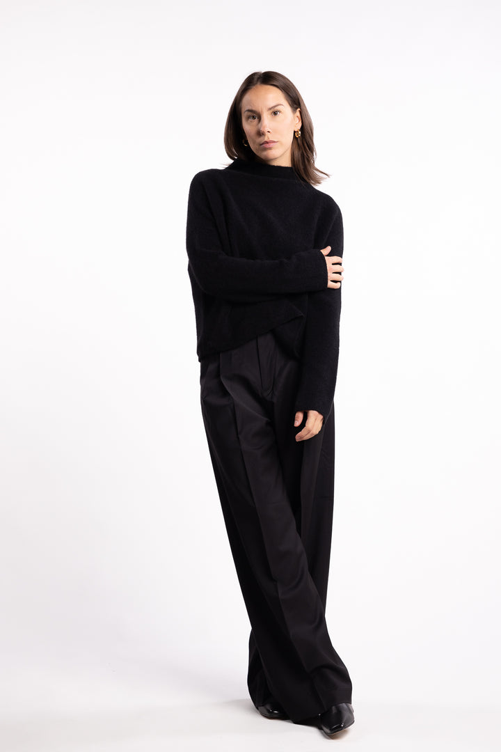Mika Yak Funnelneck Sweater- Black