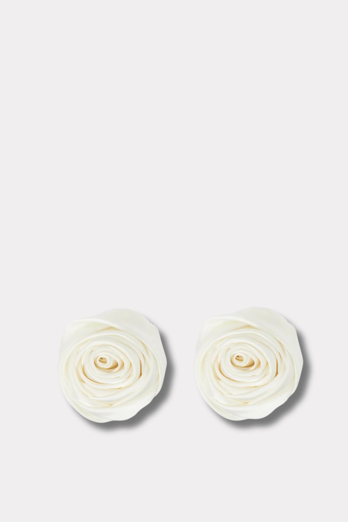Blossom Pin- Cream
