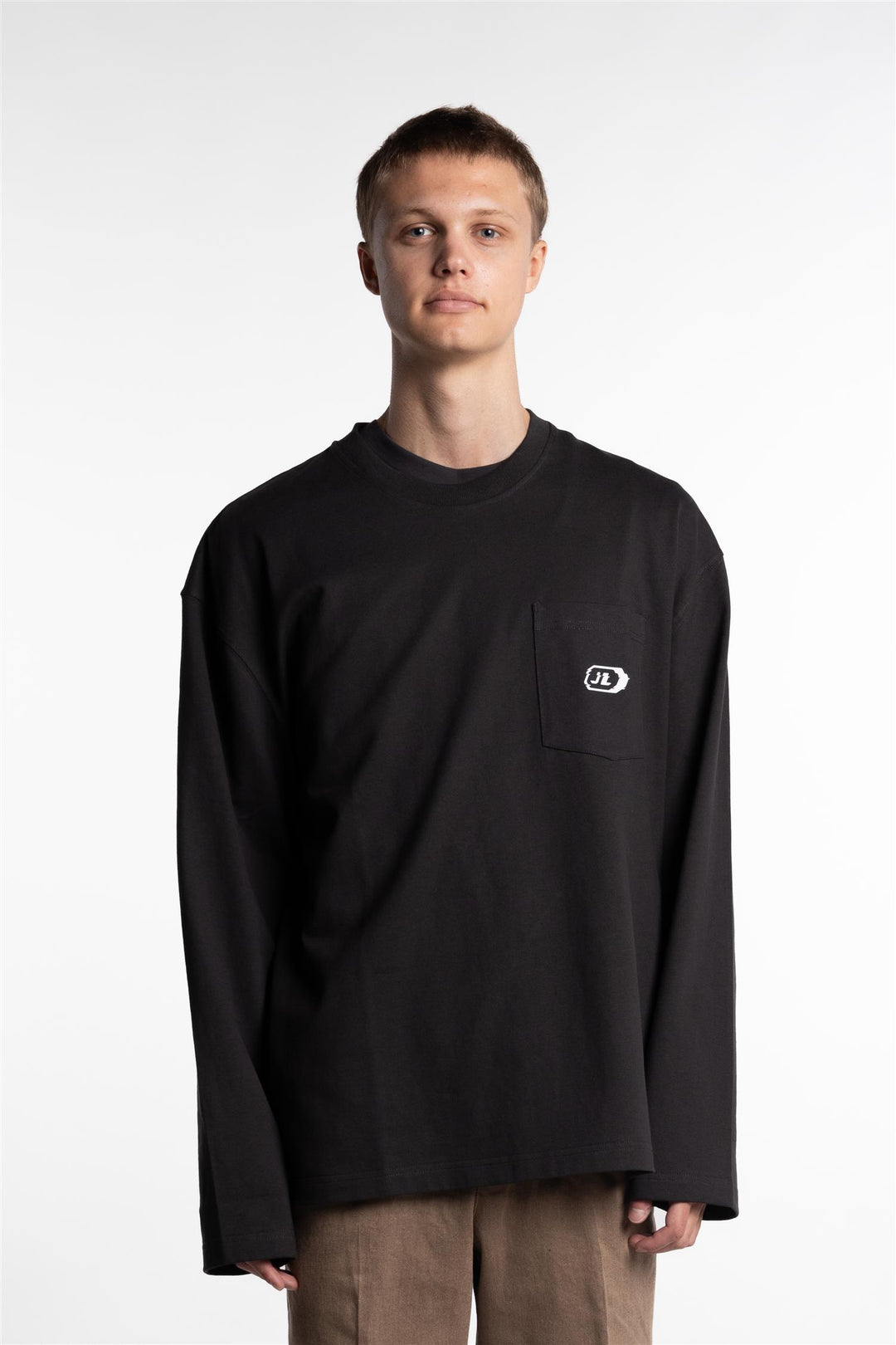 Walsh LS Pocket Tee Washed Black