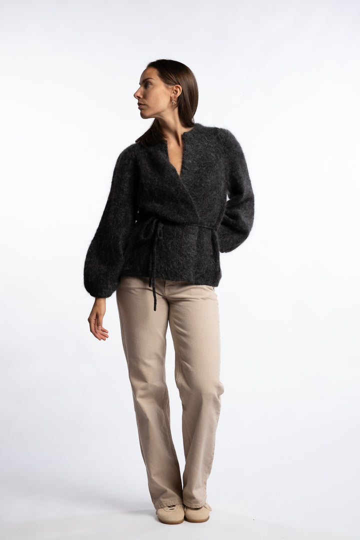 Fredrikke Chunky Cardigan- Charcoal