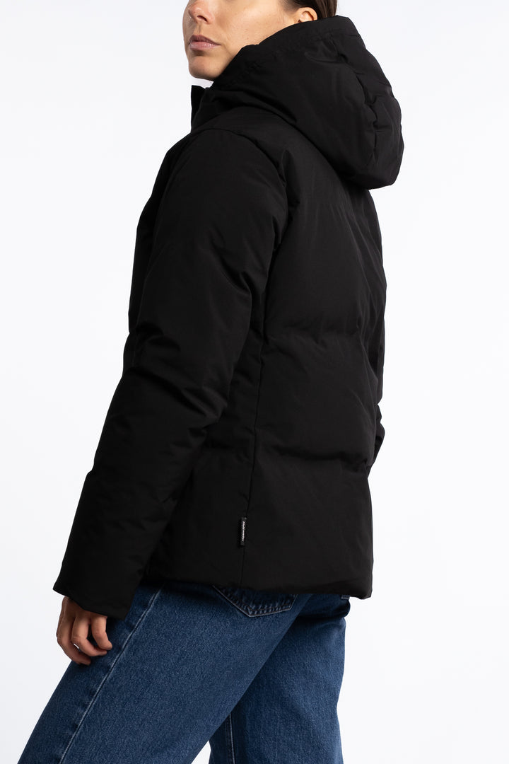 Besseggen Lt Short Jkt - Black