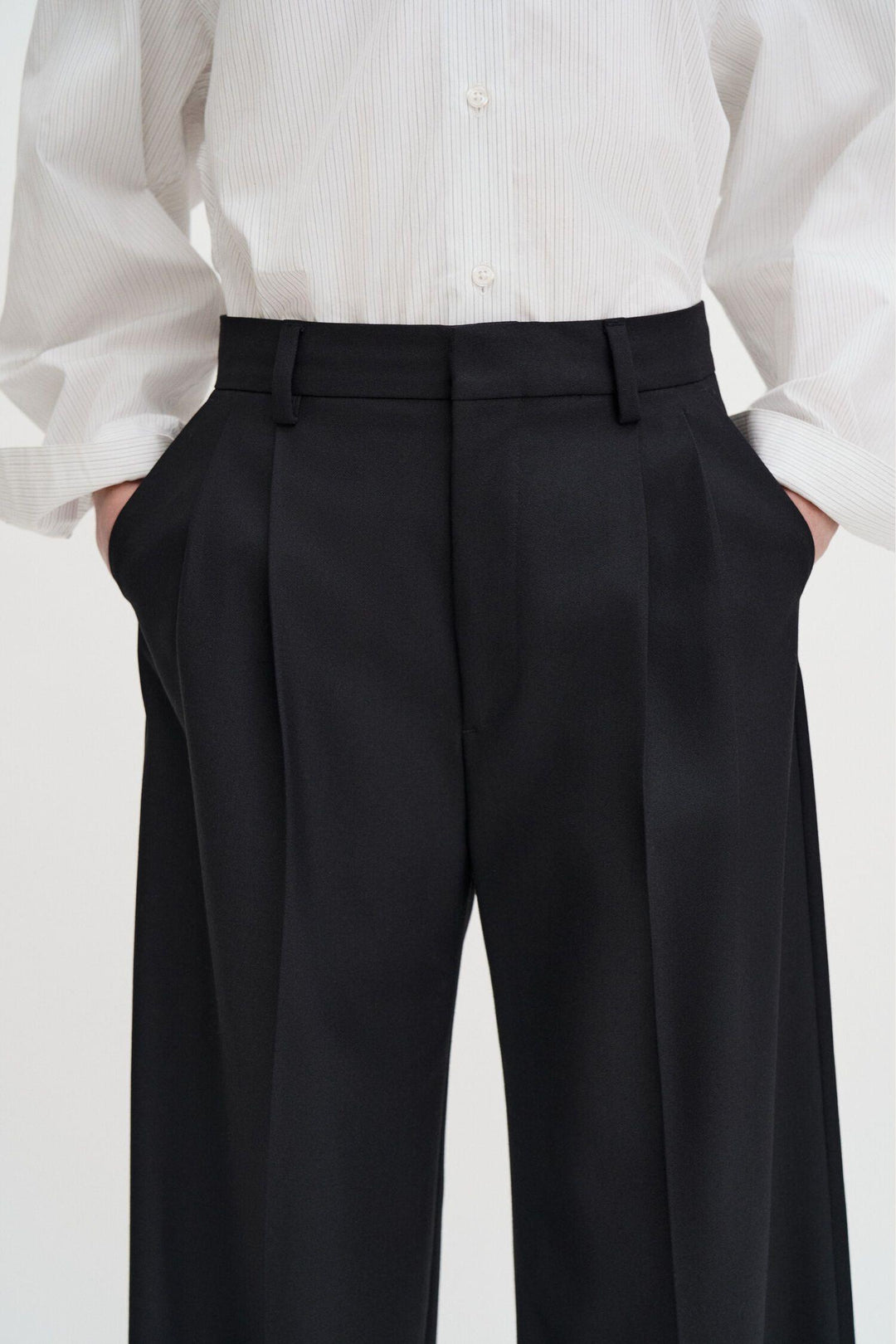 Darcey Wool Trousers- Black