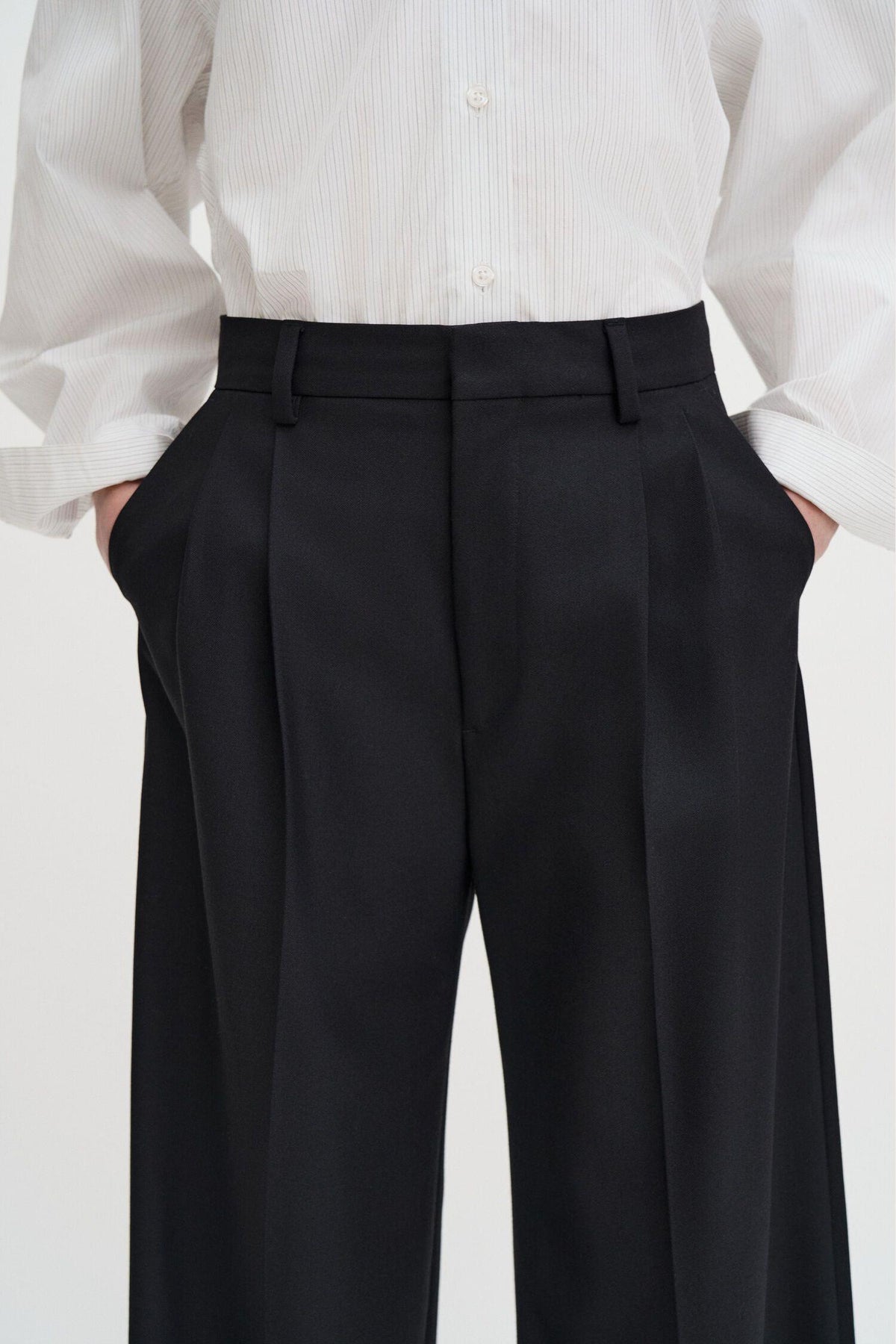 Darcey Wool Trousers- Black