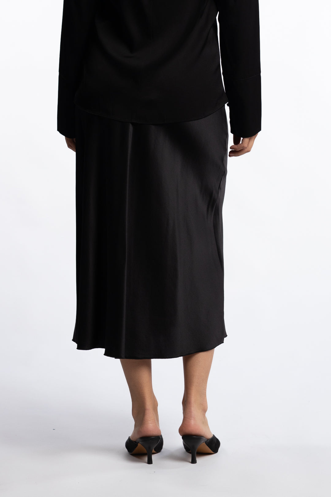 Hana Satin Silk Skirt- Black