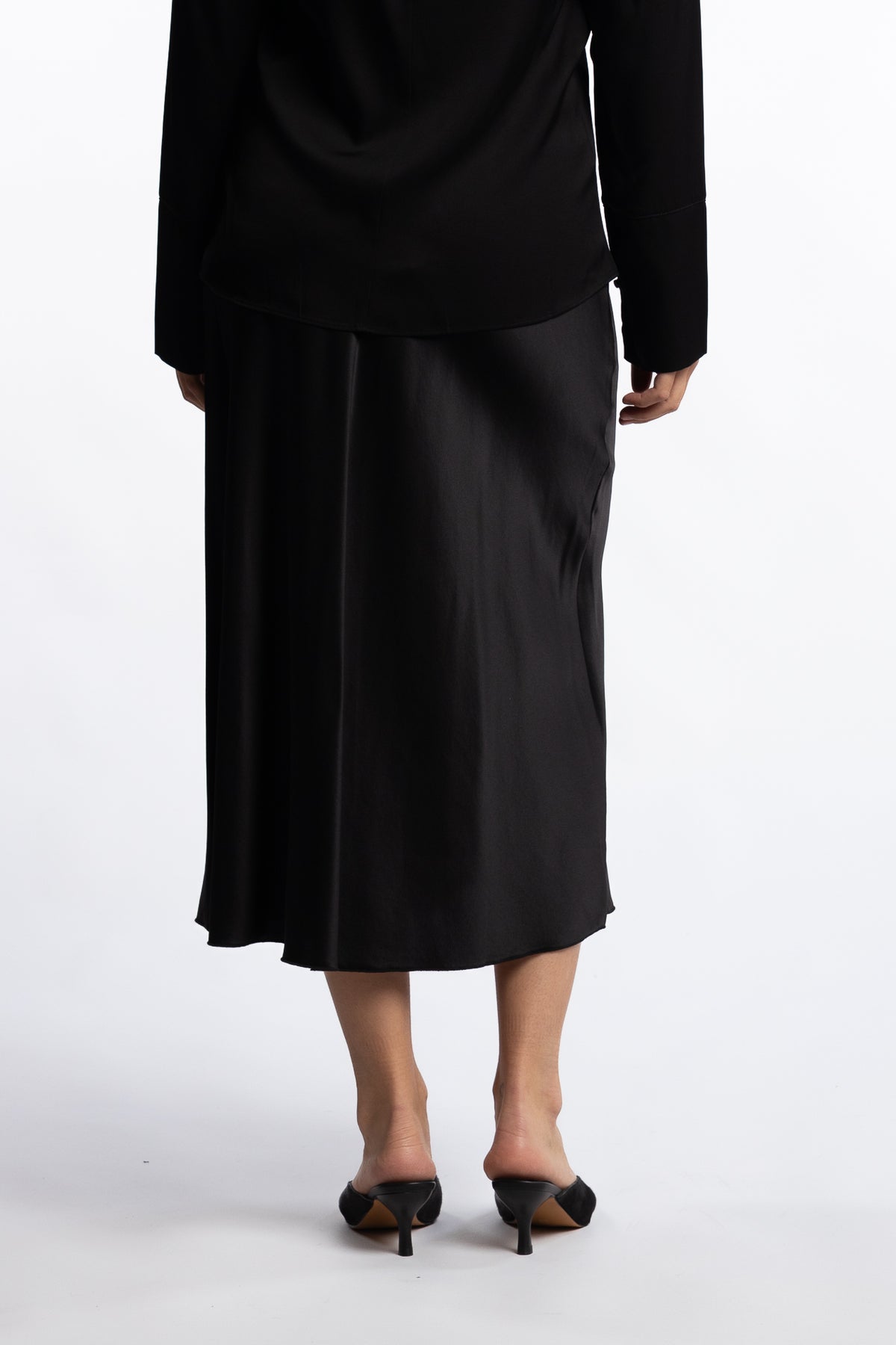 Hana Satin Silk Skirt- Black