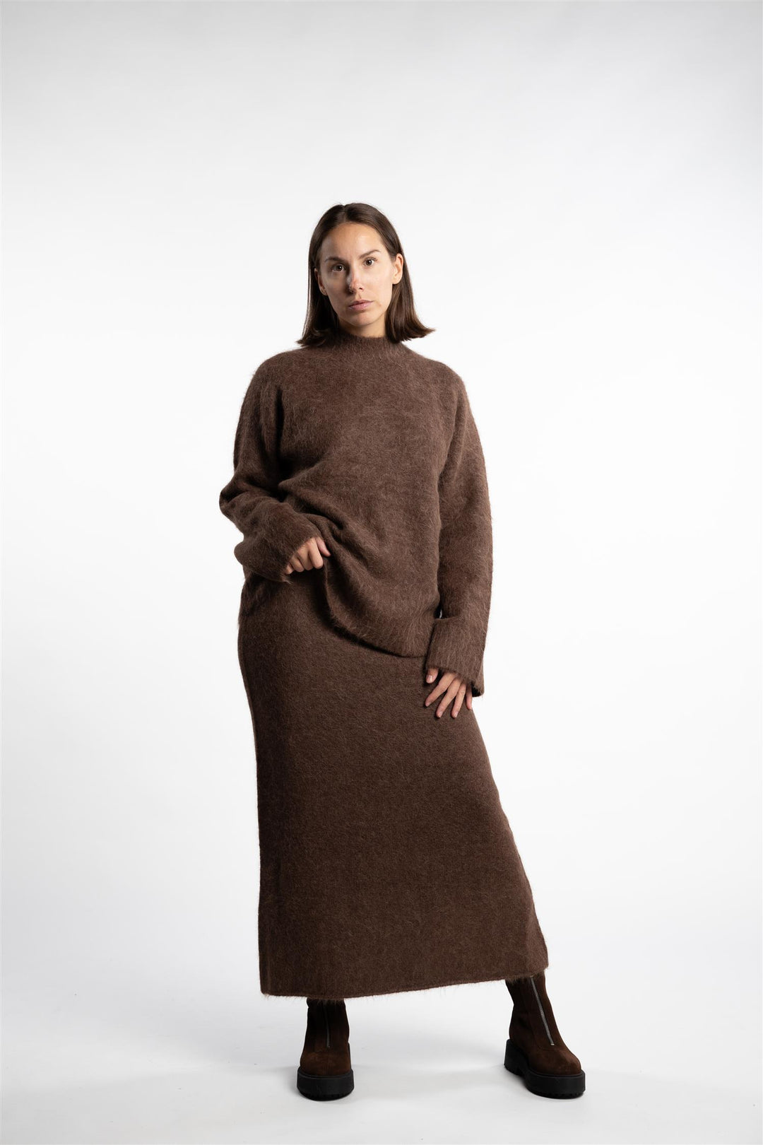 Fure Fluffy Skirt- Dk. Brown