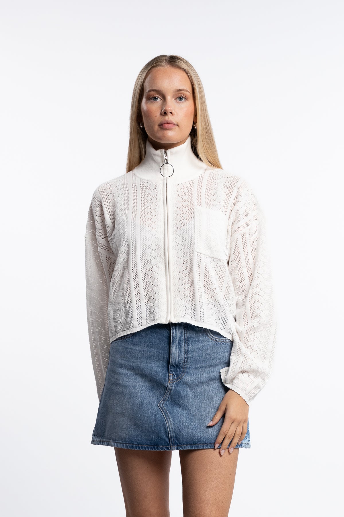 Tine Crochet Cardigan- White
