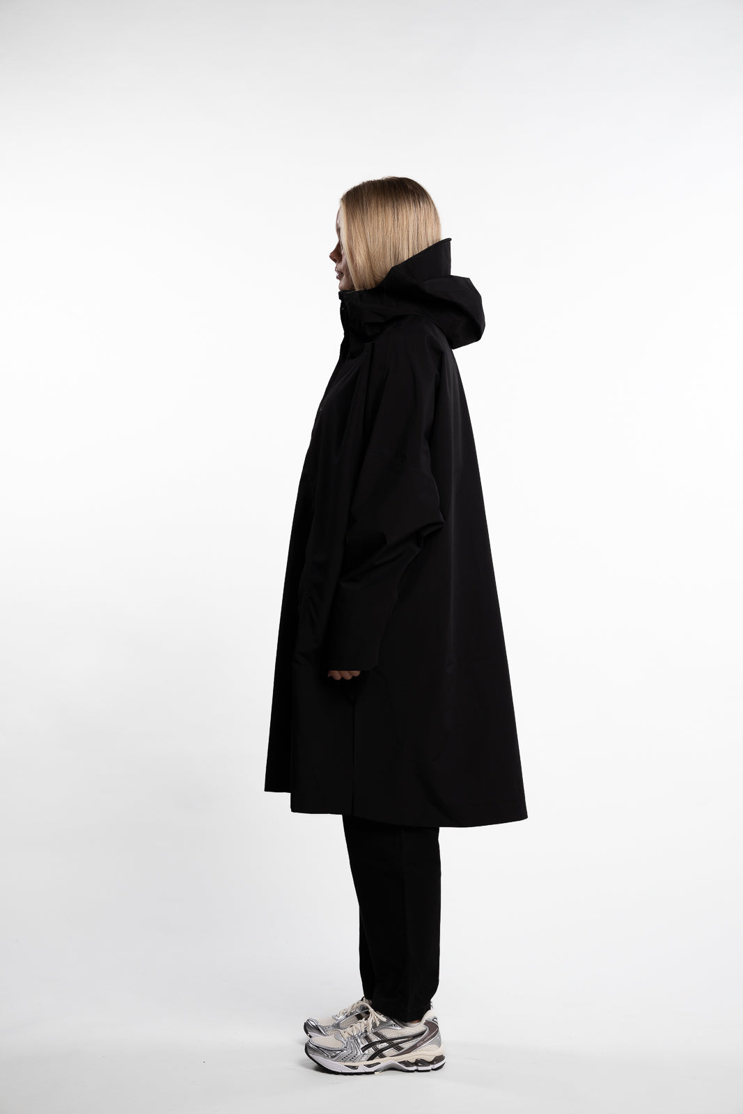 Aalesund Poncho - Black