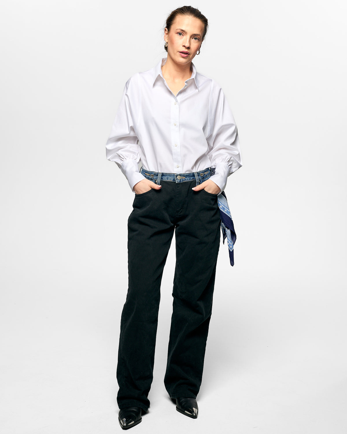 Anne Solid - White