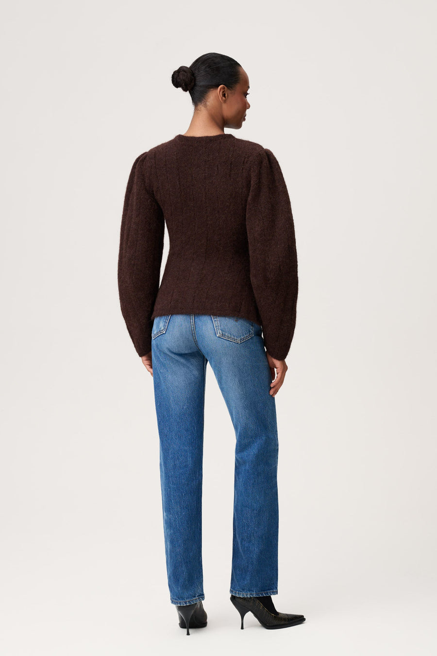 Adoore Arolla Cardigan Brown - modellbilde