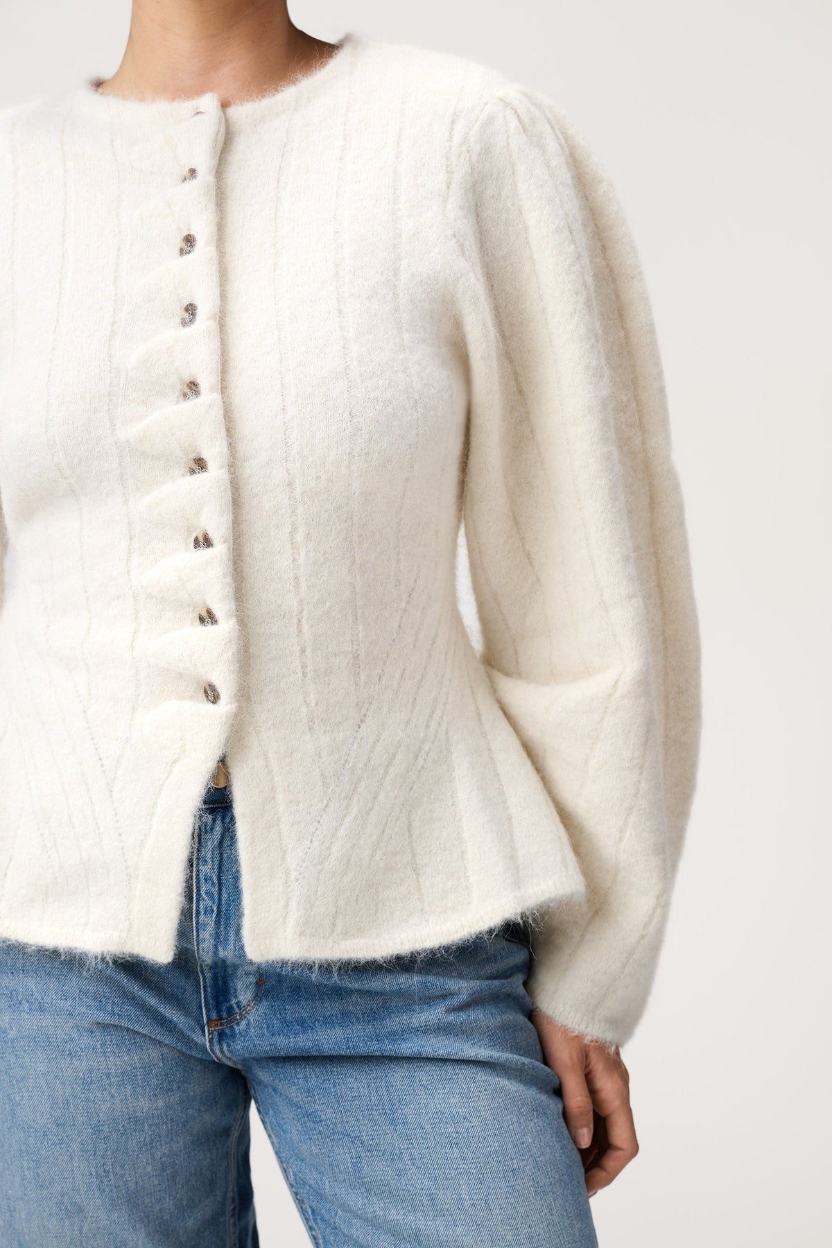 Arolla Cardigan Creme White