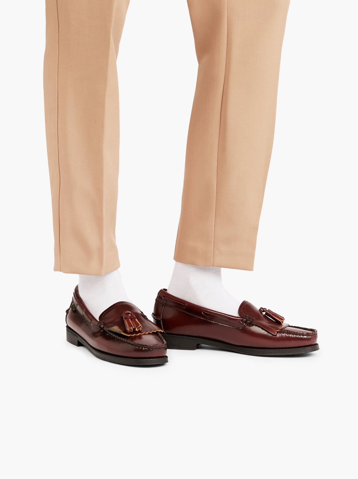 GH Bass Weejun Esther Kiltie Loafers Wine - modellbilde