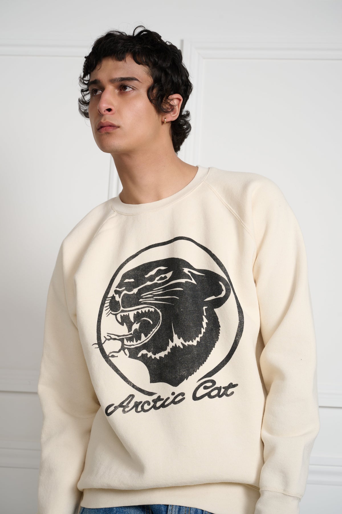 Arctic Raglan Sleeves Crewneck Cream