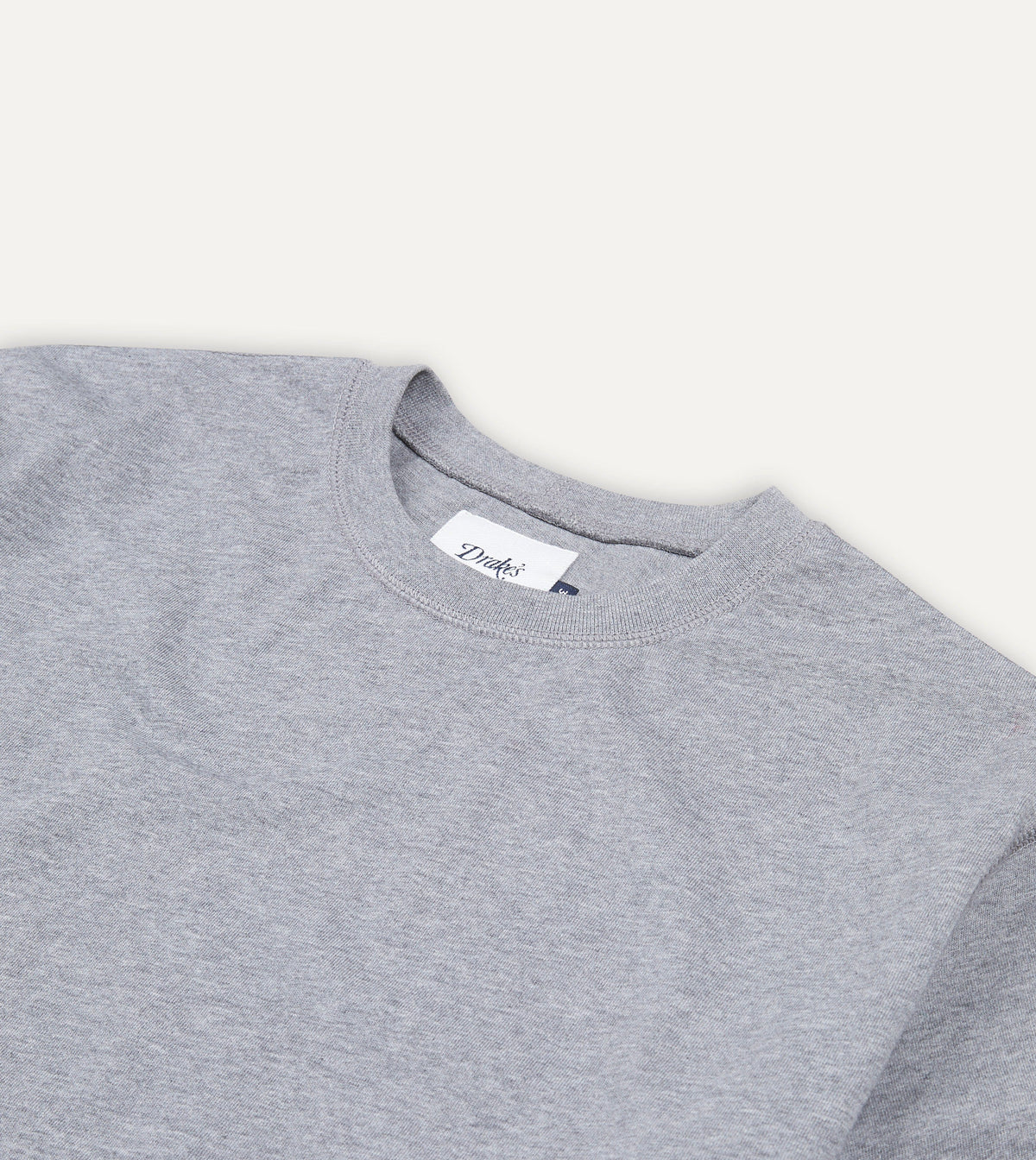 Cotton Crew Neck Hiking T-Shirt Grey – nærbilde av halsåpning