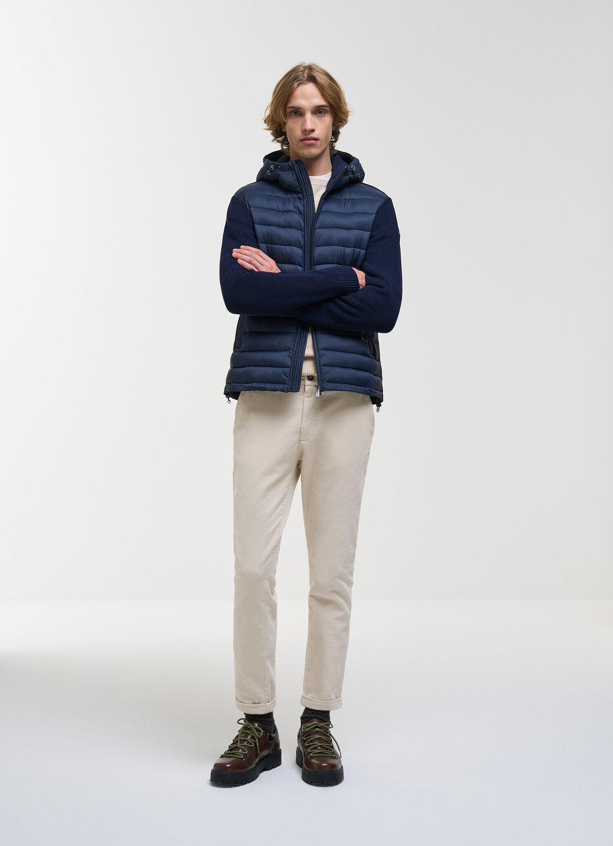 Colmar Hybrid Hooded Jacket Navy Blue - modellbilde