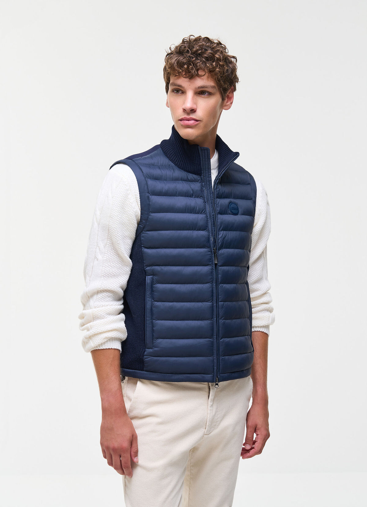 Gilet With Knit Inserts Navy Blue - modellbilde