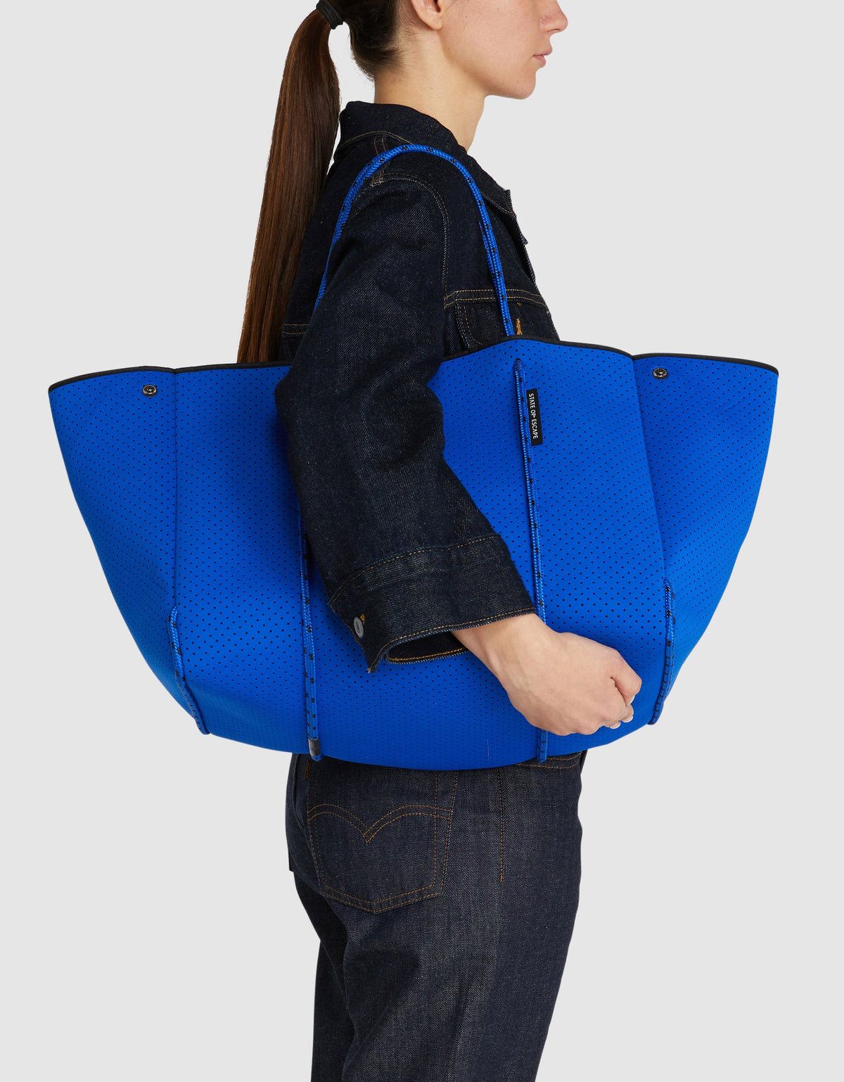 Escape Tote- Electric Blue