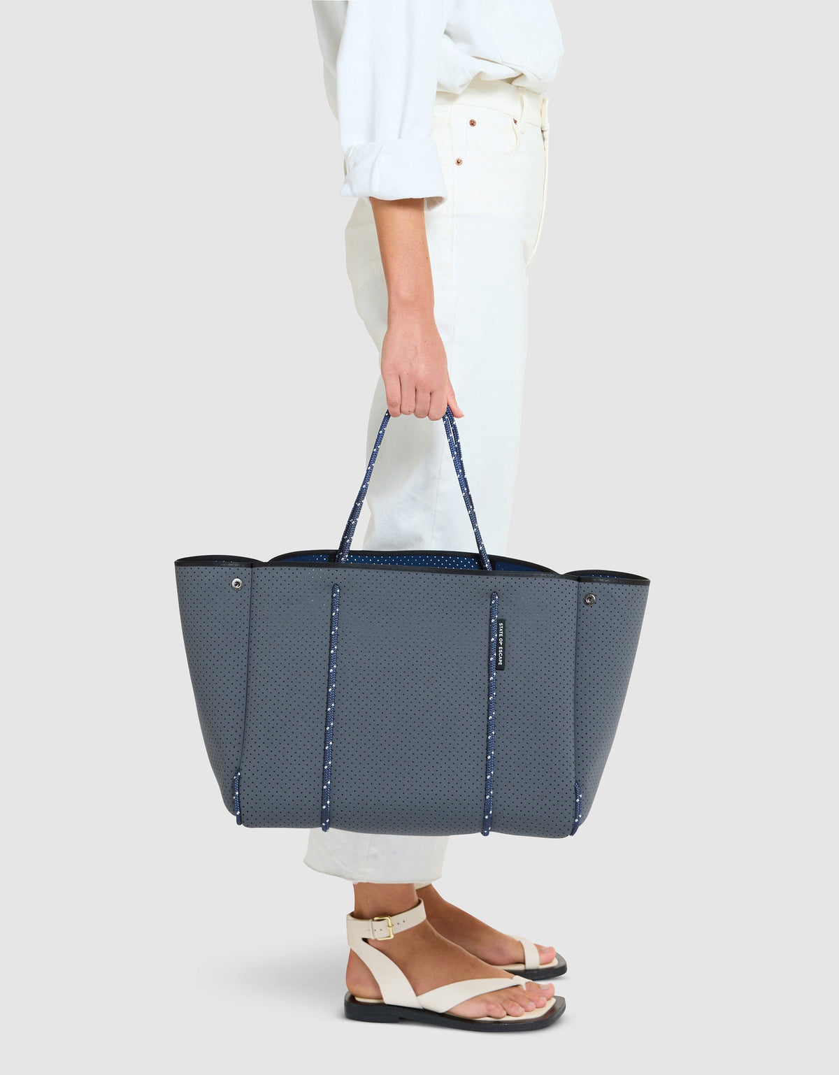 Escape Tote- Pewter