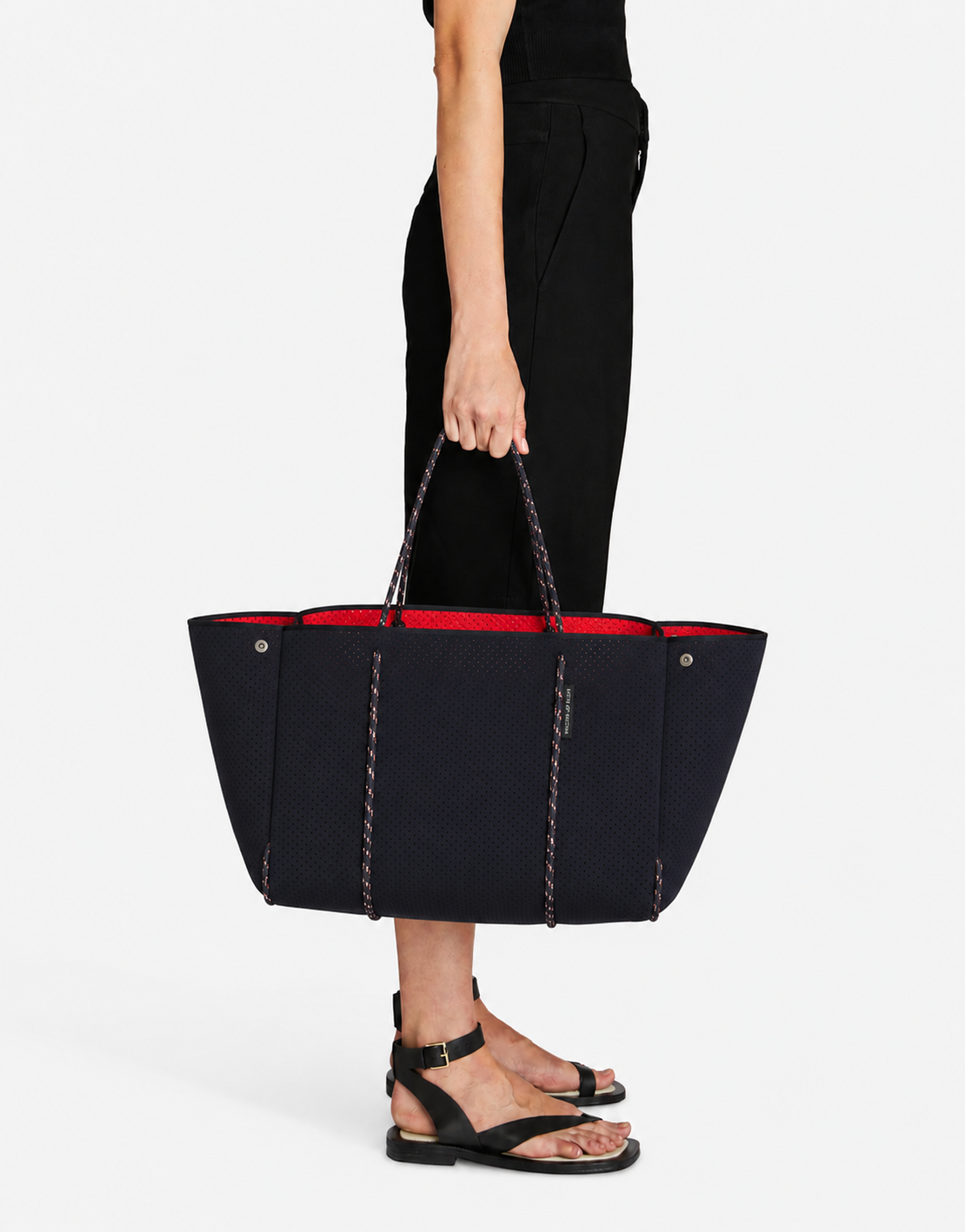 Escape Tote- Black/Hot Coral