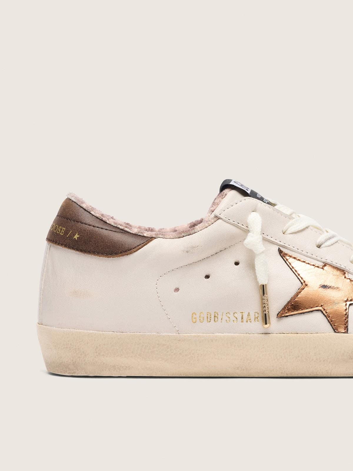 Super Star Nappa Upper Laminated Star Leather Heel – detalj