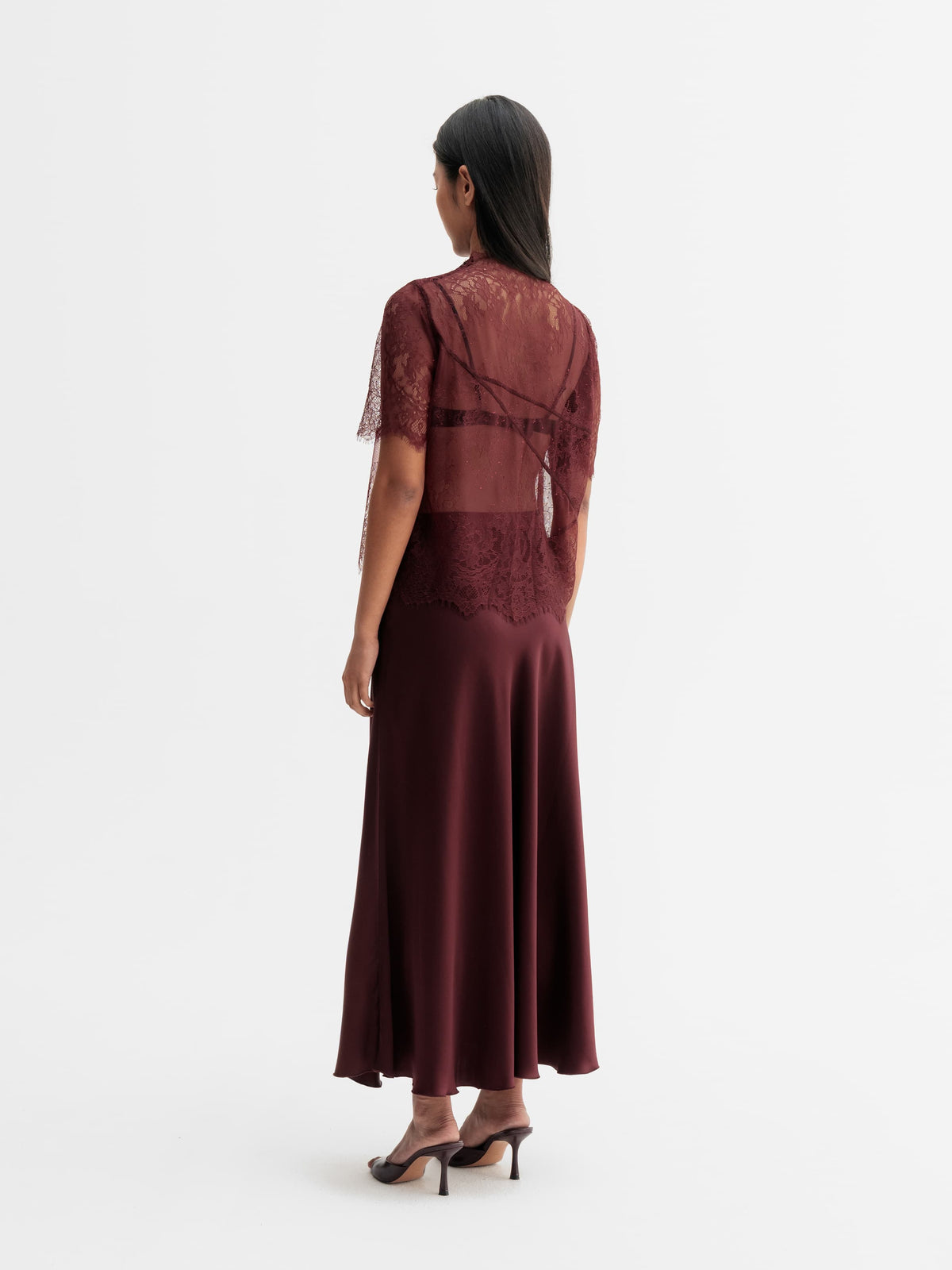 Hadi Satin Skirt Burgundy - Ahlvar Gallery