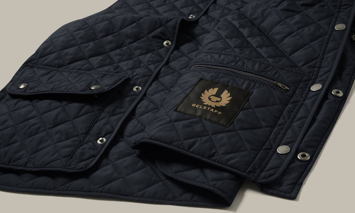 Icon Gilet Dark Ink - modellbilde