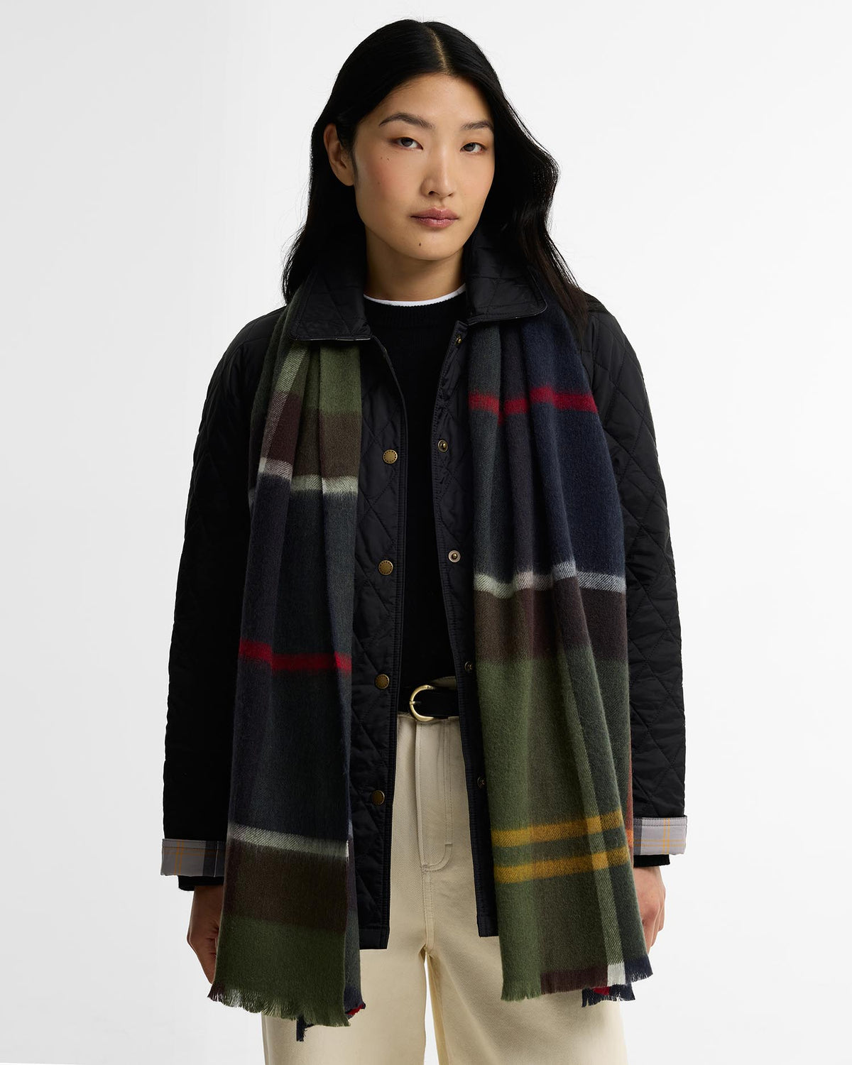 Rosefield Scarf Classic Tartan - modellbilde