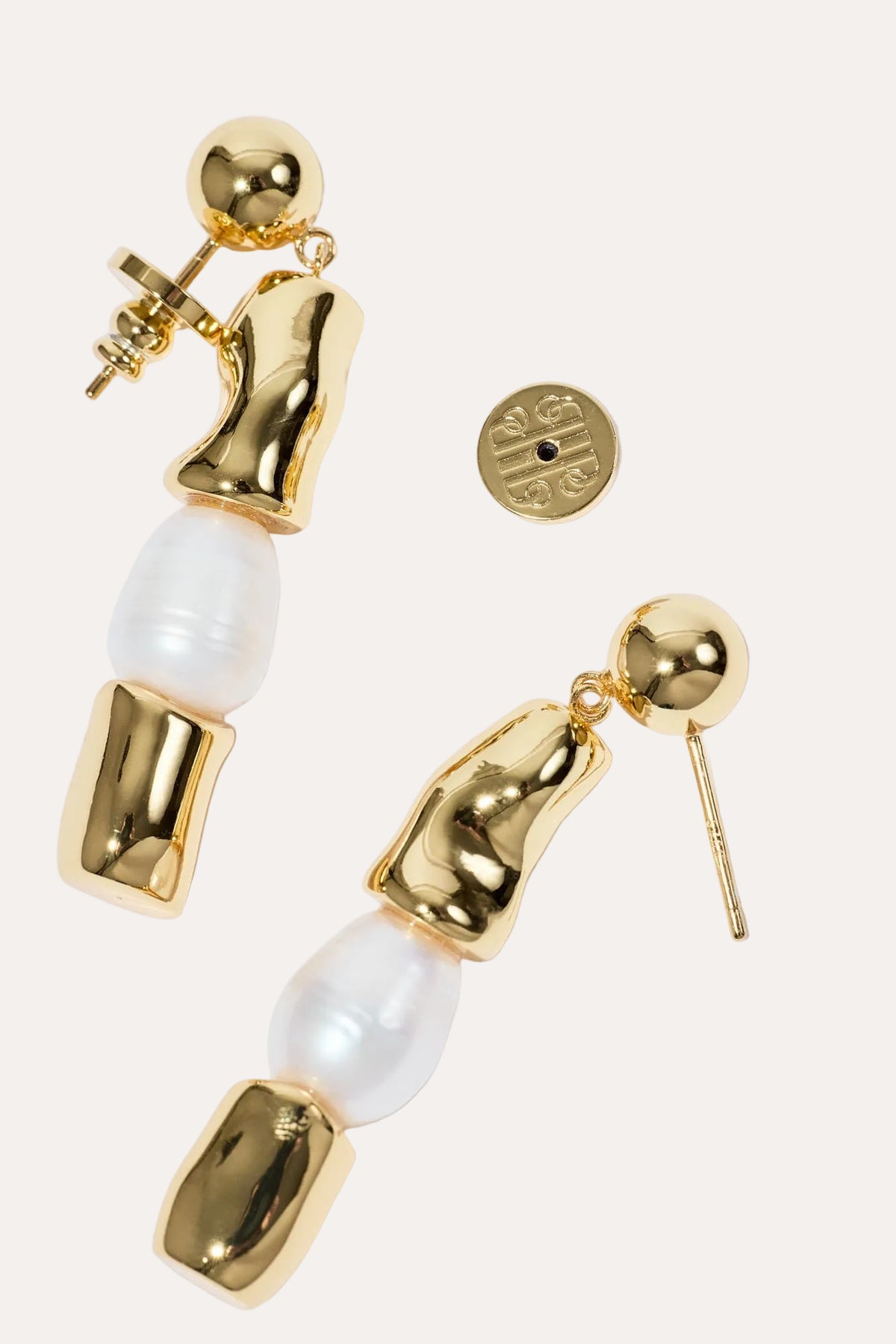 Lily Earrings Gold