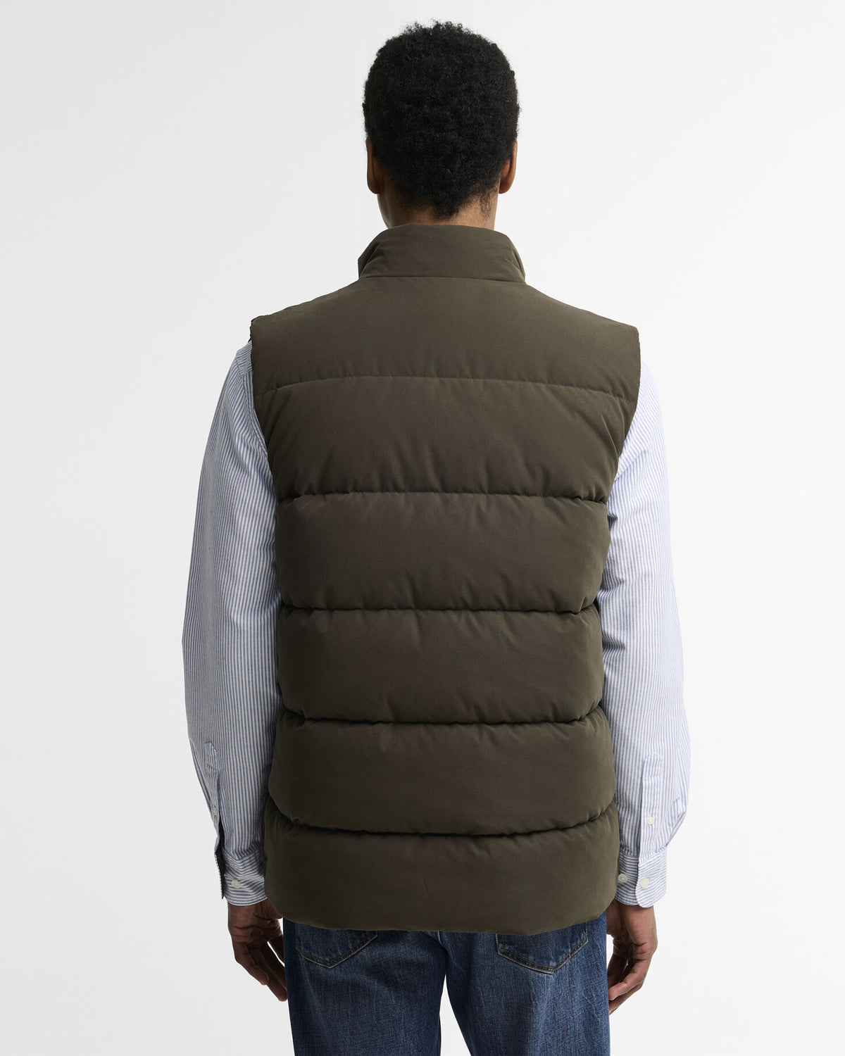 Powell Gilet Dark Sage - modellbilde bakfra