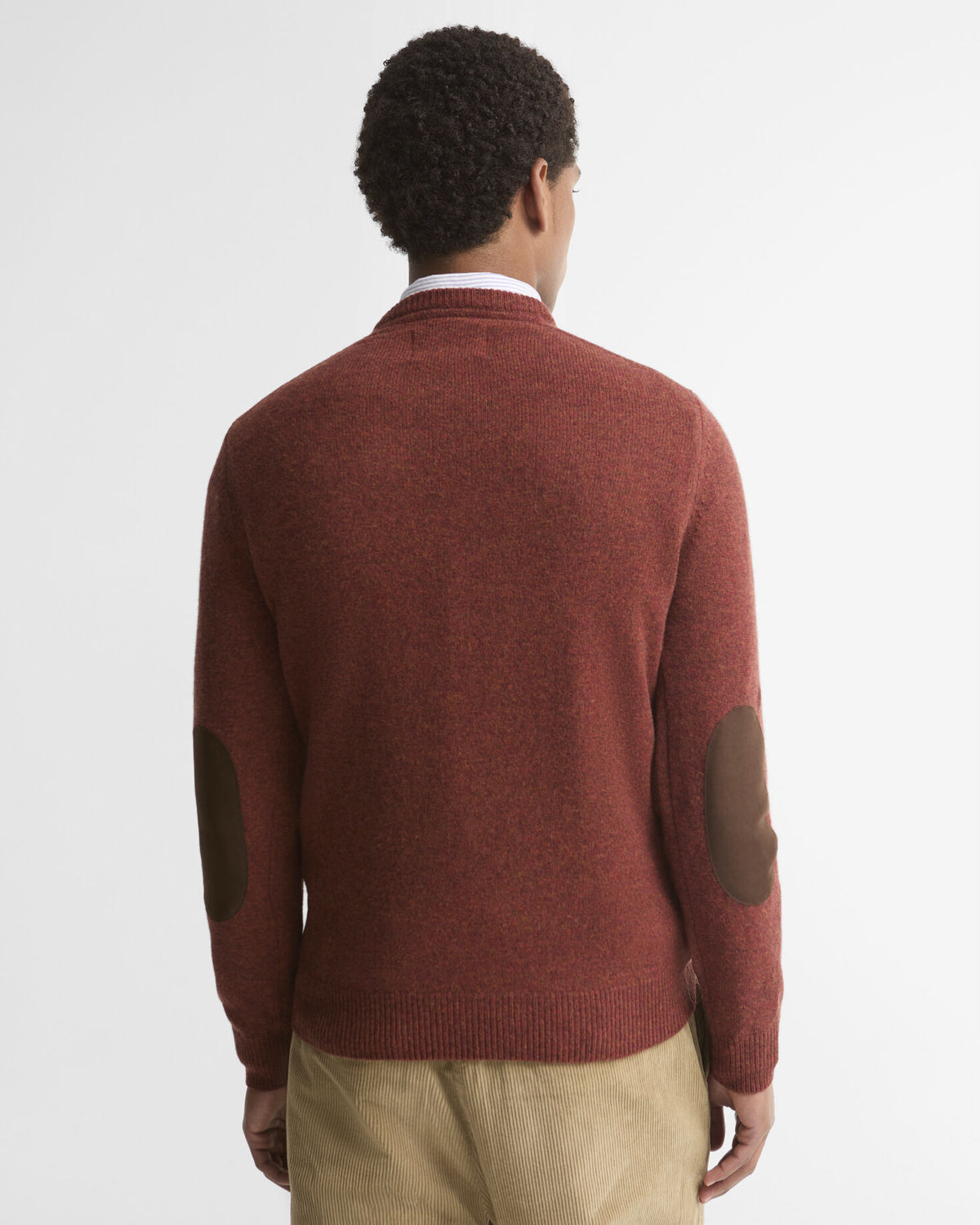 Essential Patch Crew Neck Sweater Russet - modellbilde bakfra