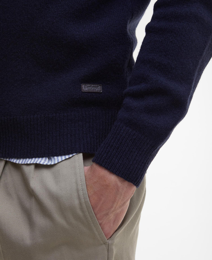 Essential Patch Crew Neck Sweater Navy - detaljbilde