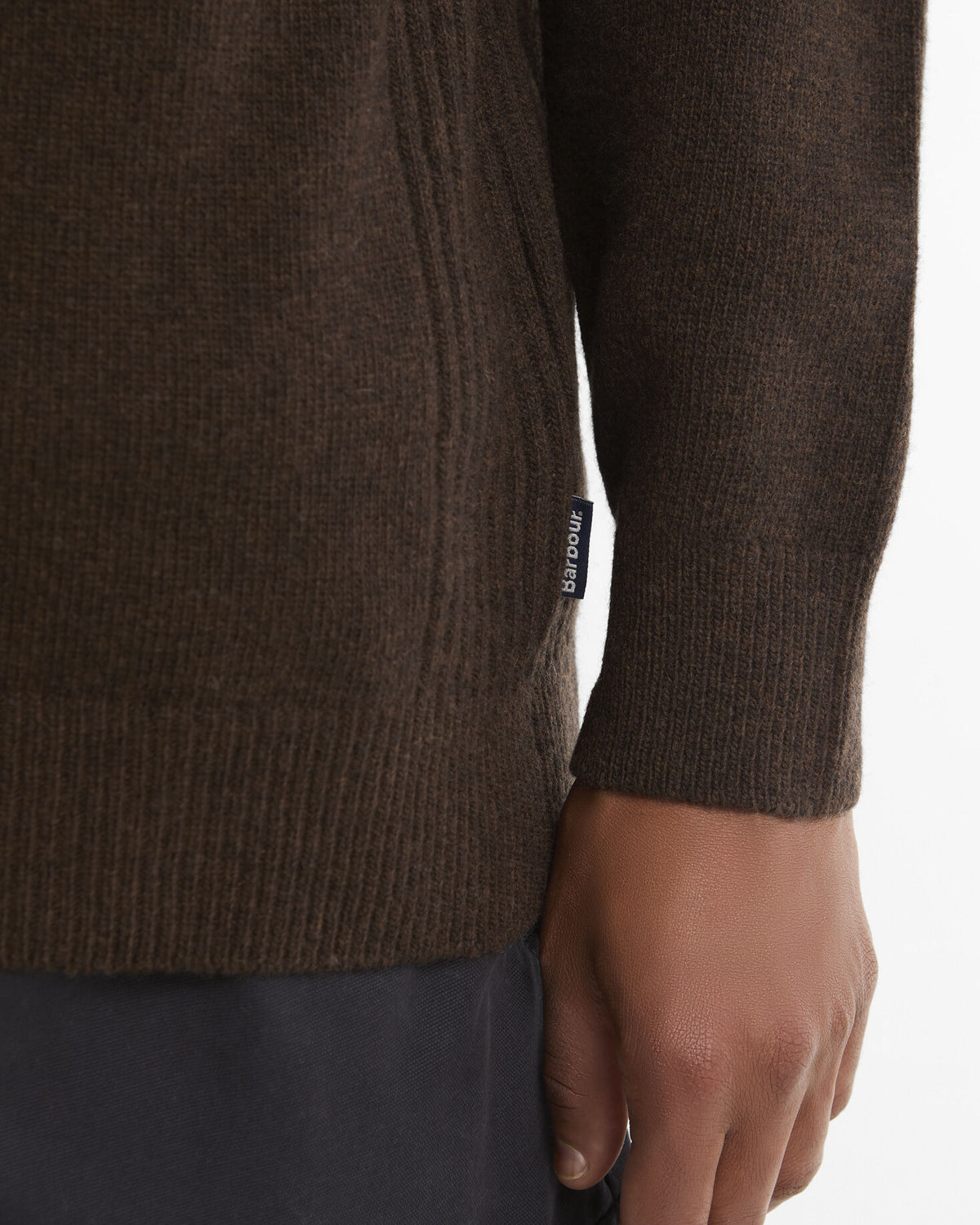 Holden Half Zip Knitted Jumper Dark Oak - detaljbilde
