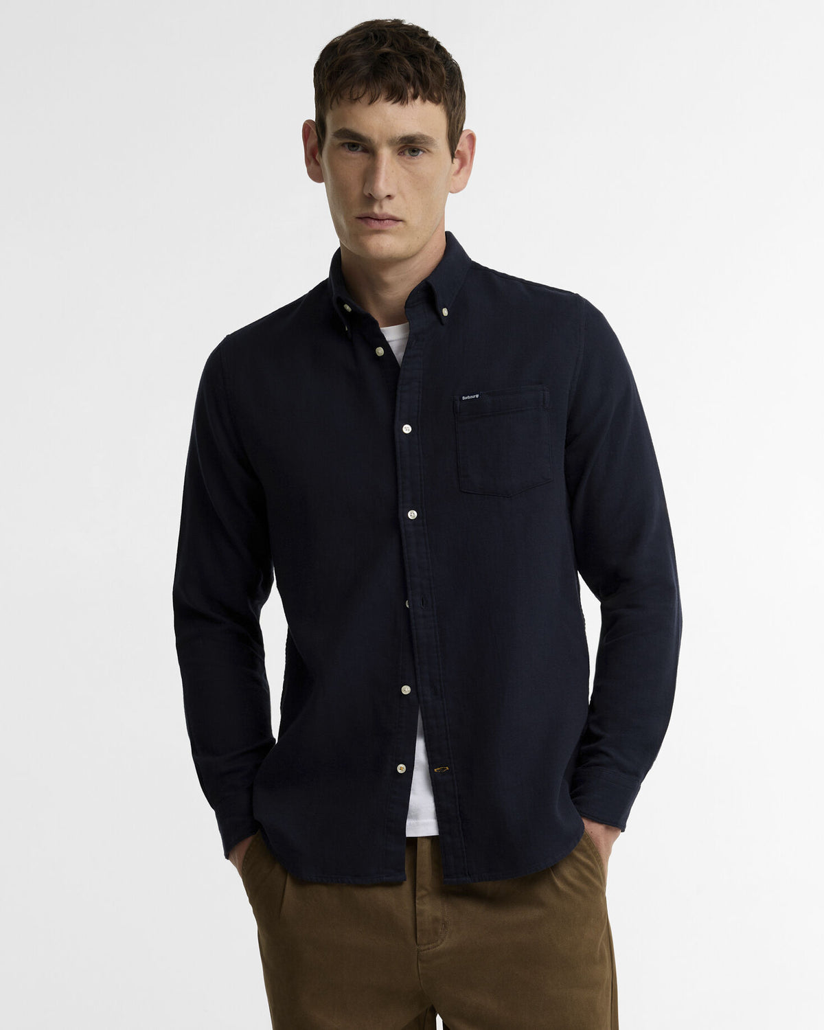 Buckley Tailored Herringbone Shirt Navy - modellbilde forfra