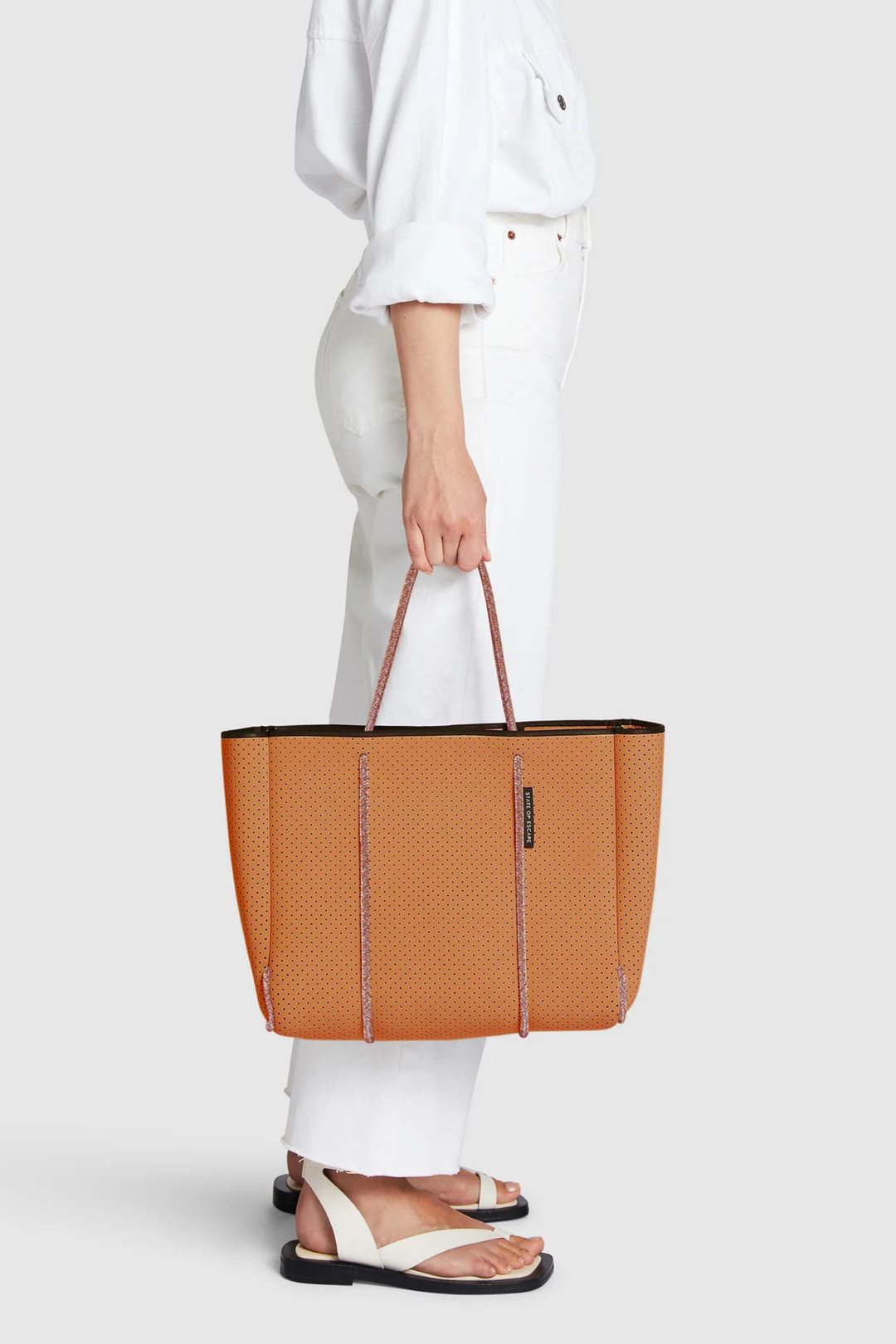 Escape Tote- Peach Haze Guava