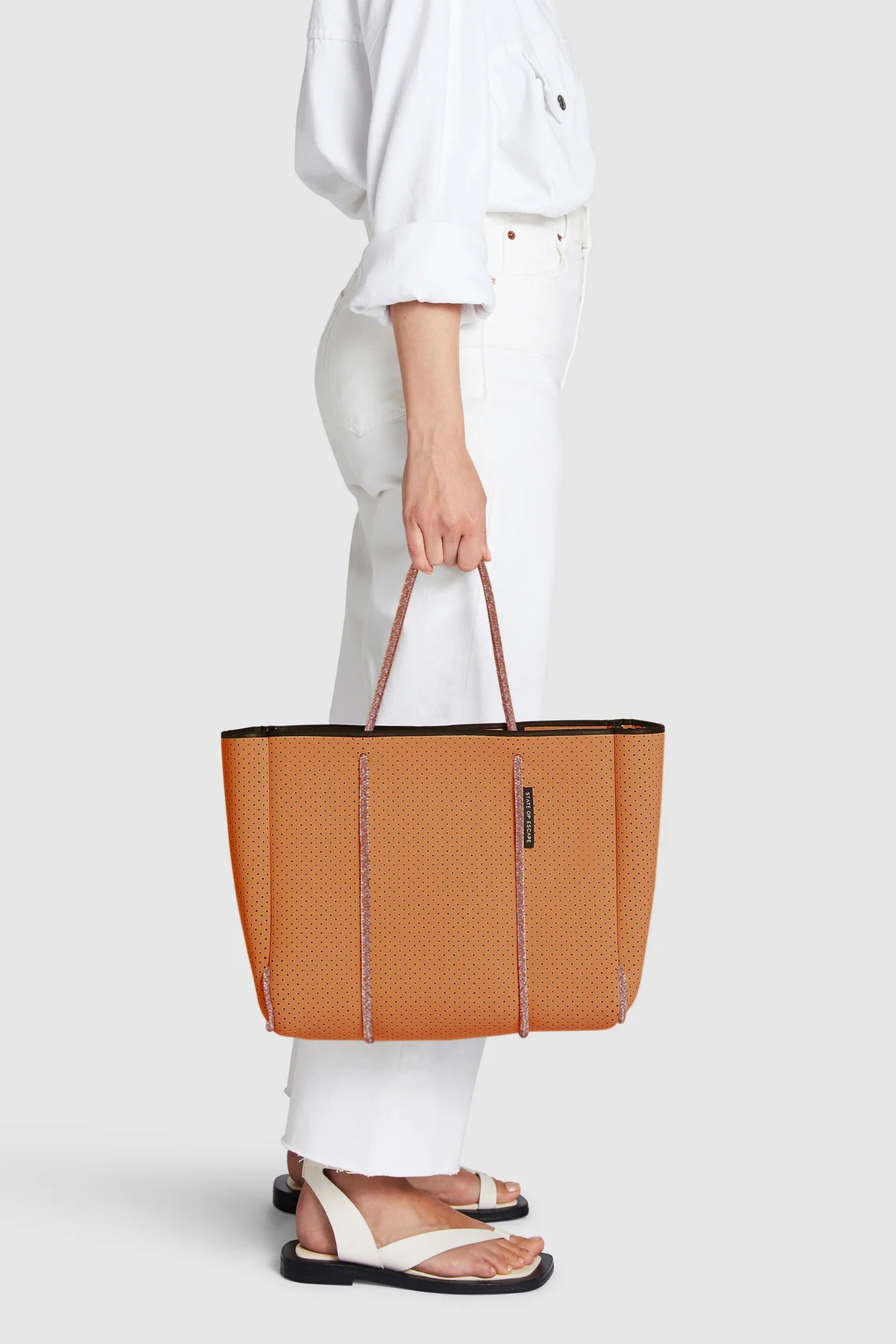 Escape Tote- Peach Haze Guava