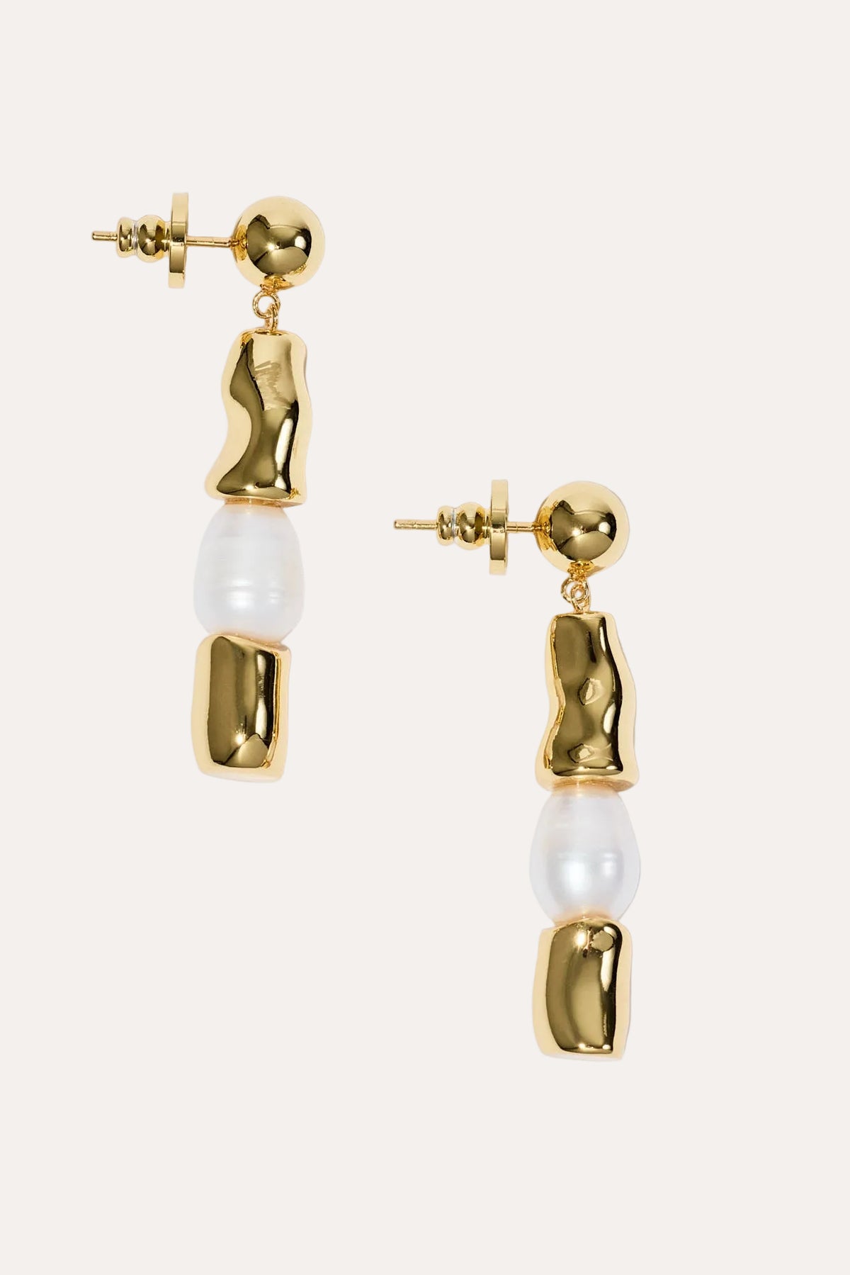Lily Earrings Gold