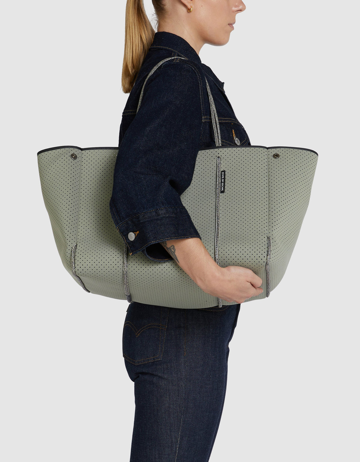 Escape Tote- Sage Green