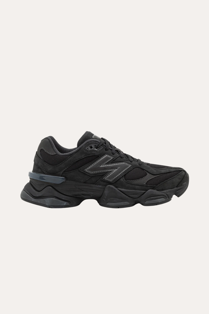 U9060 Black/ Black Cement