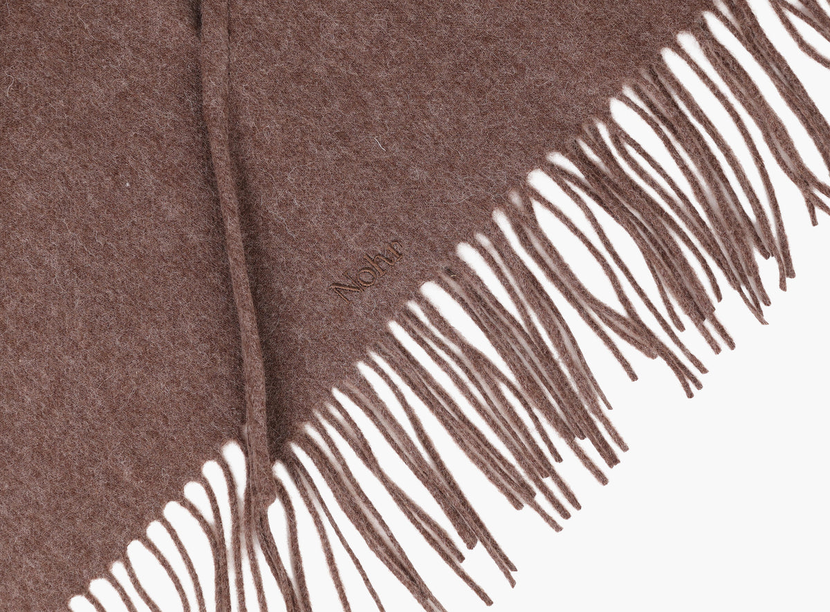 Oda Wool Triangle Fringe Scarf - Lys Brun, detalj