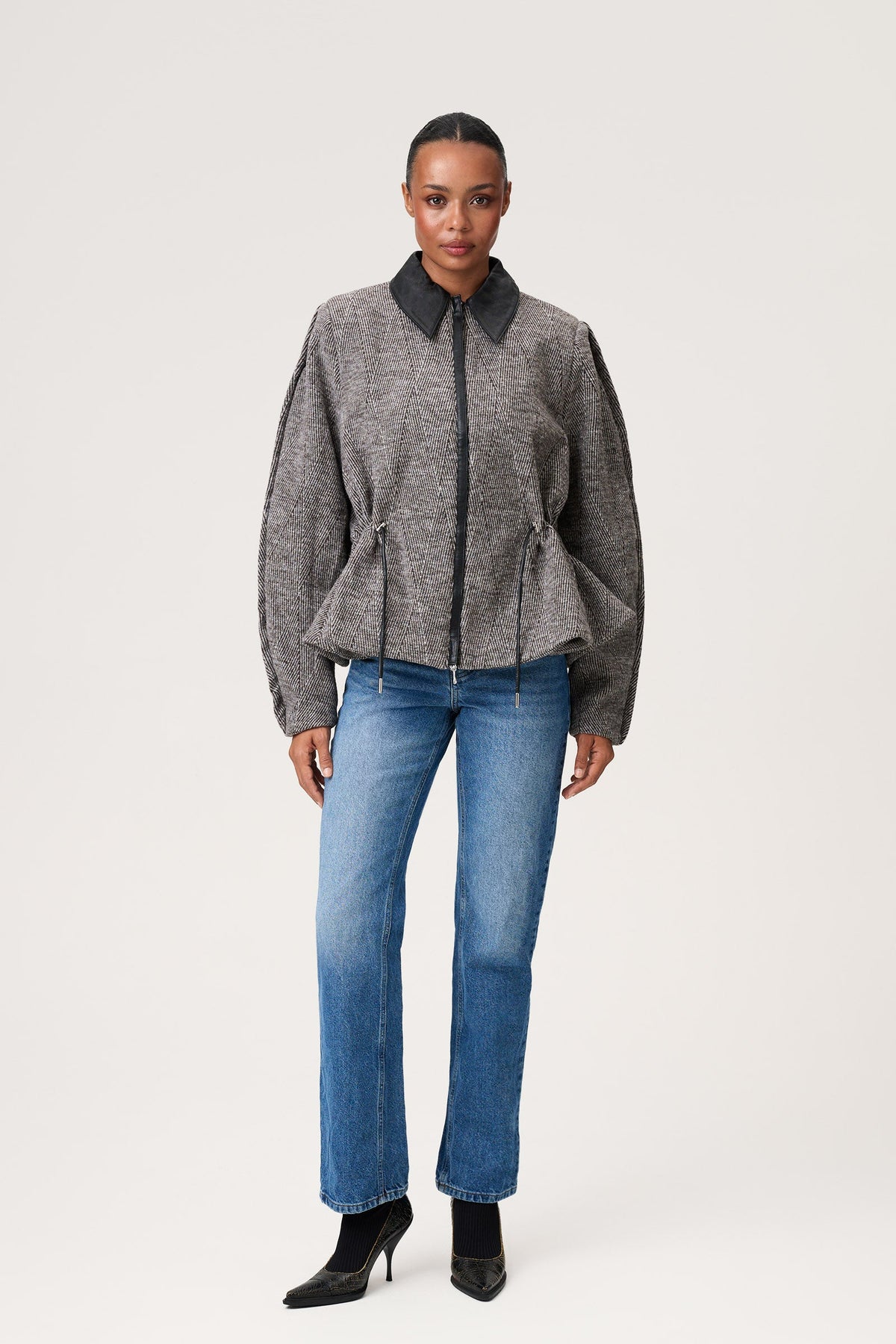 Windsor Cropped Jacket Beige